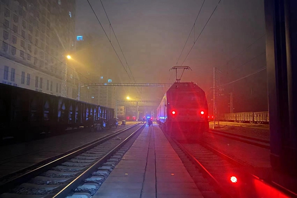 1698226839108783.jpg Ò¹¼ä´óÎíÌìÆø_¸±±¾.jpg